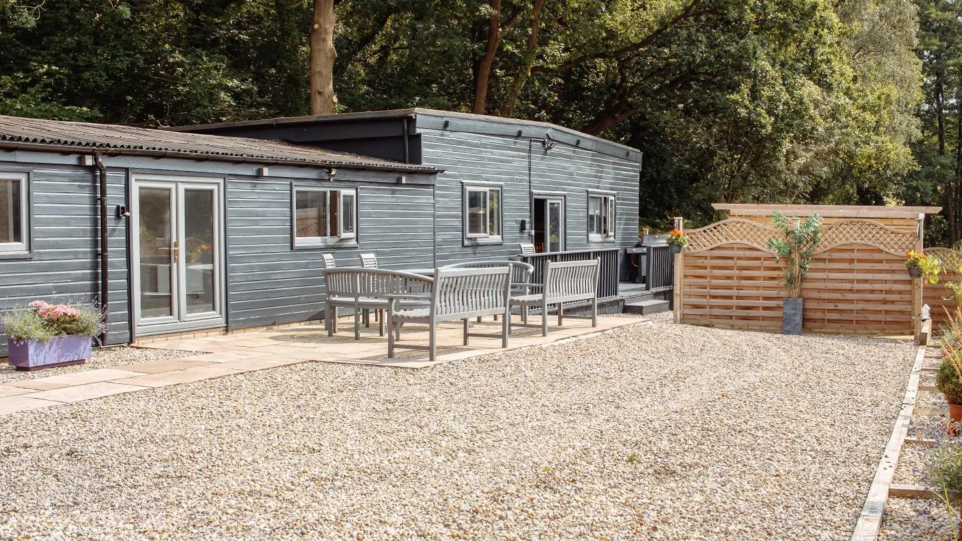 Stunning Lodge With Hot Tub On Private Lake Harrogate 0*,  United Kingdom