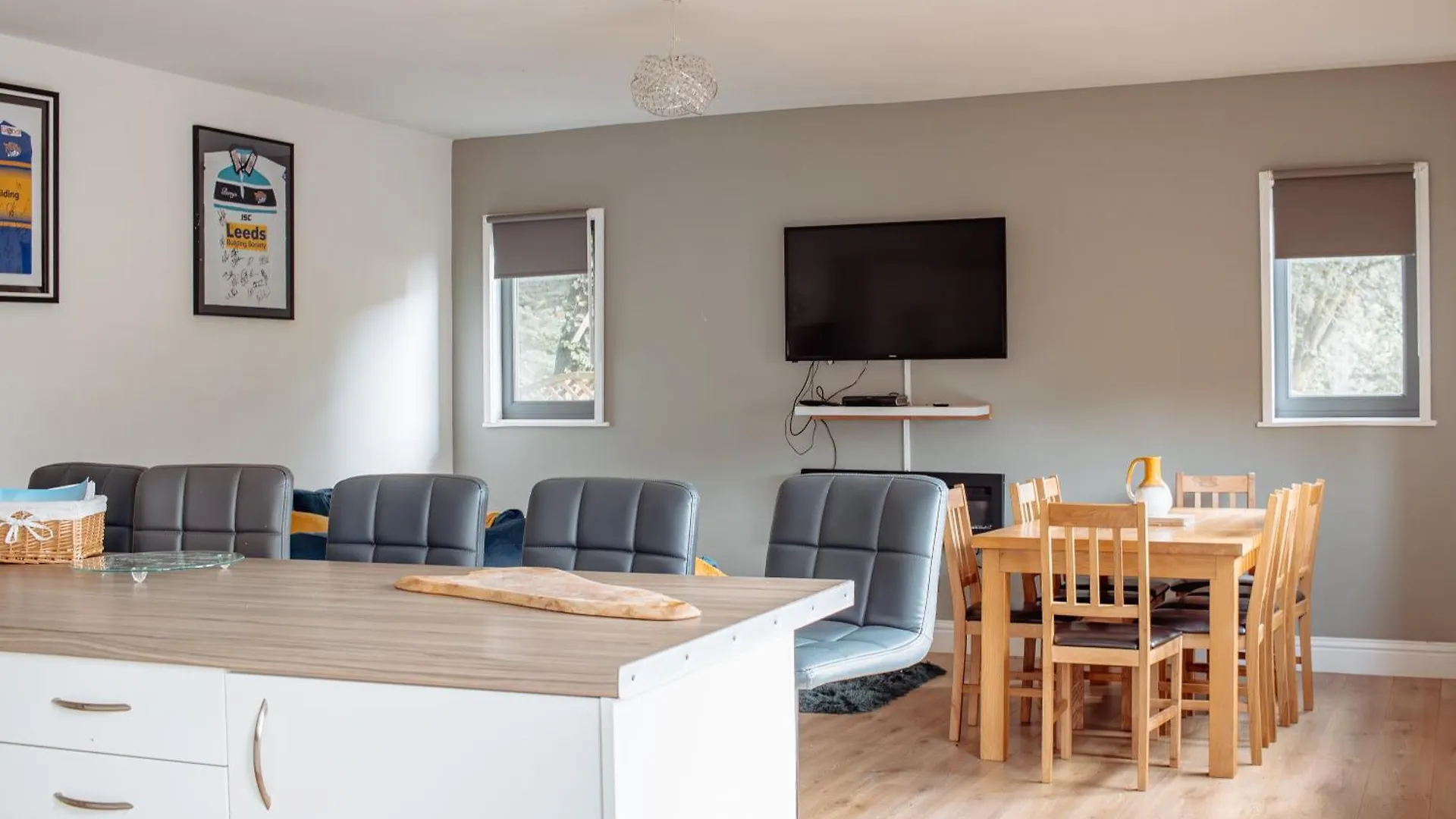 Holiday home Stunning Lodge With Hot Tub On Private Lake Harrogate